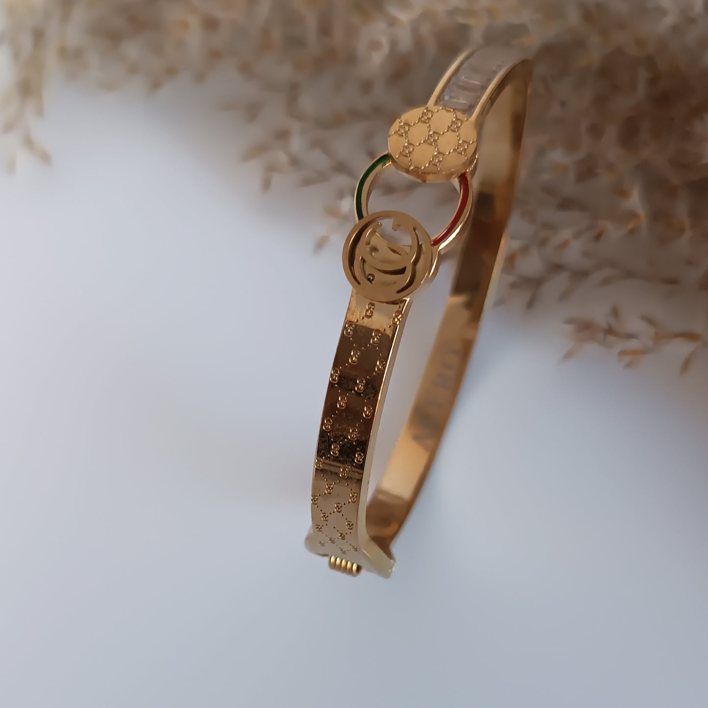 brazalete GG